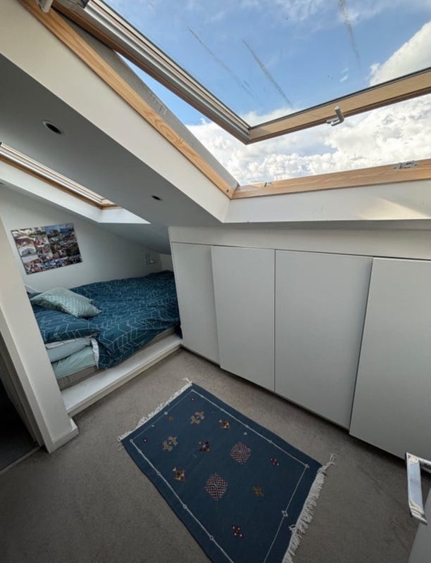 Room Raeburn Street in Greater London