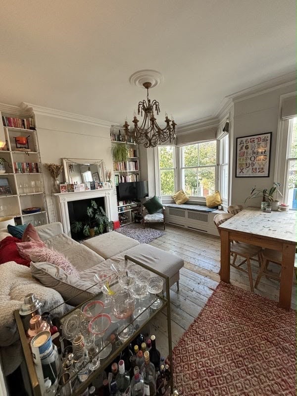 Room Raeburn Street in Greater London