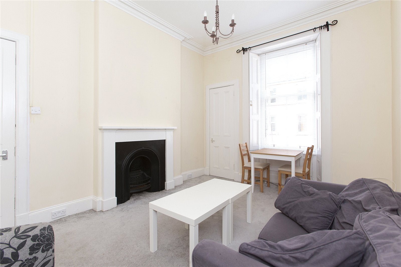 Flat Livingstone Place in City of Edinburgh