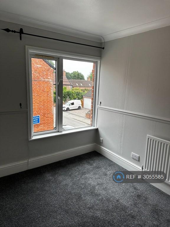 Flat Main Street in Rushcliffe