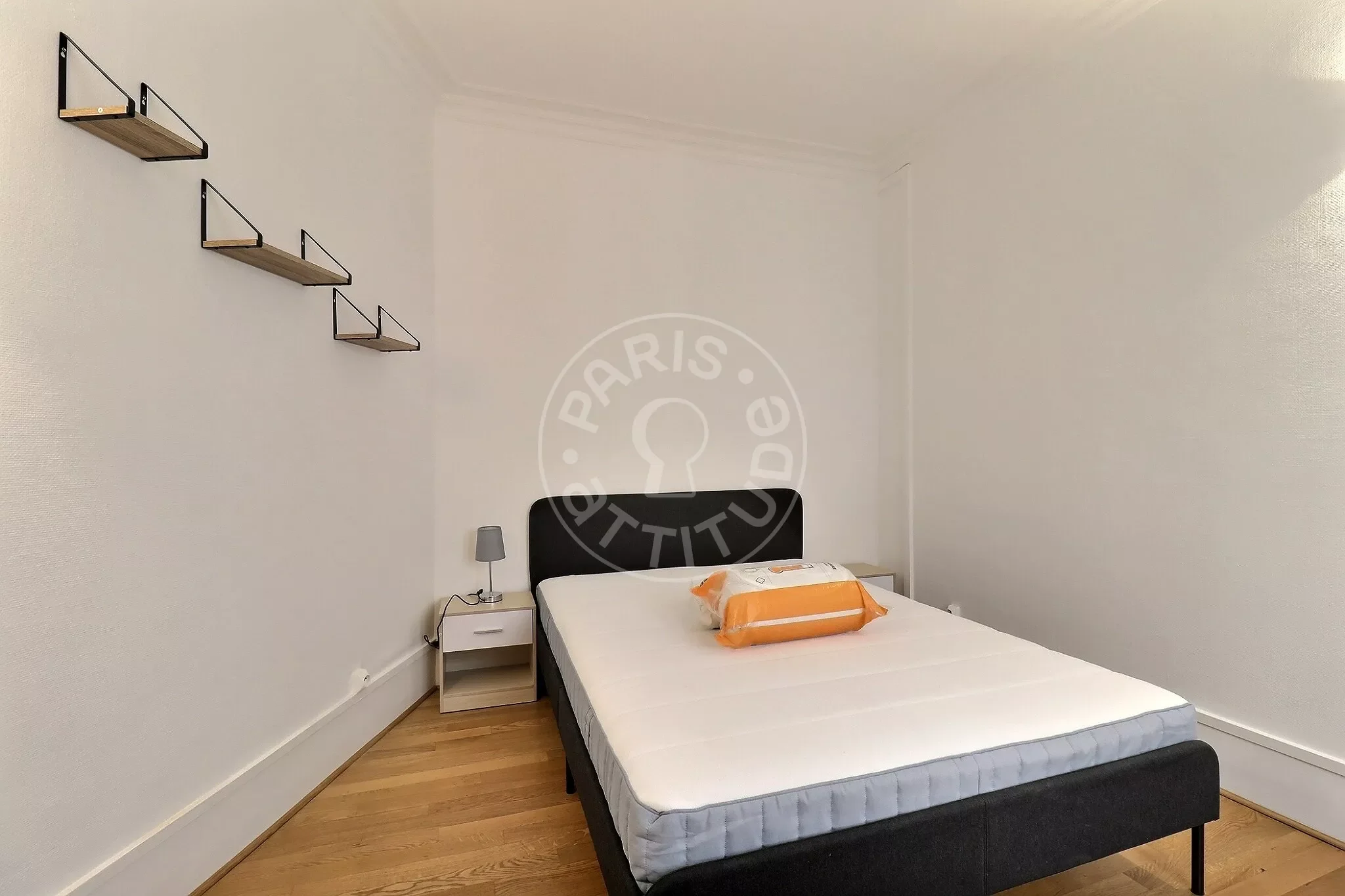 Flat Rue de Bazeilles in Paris