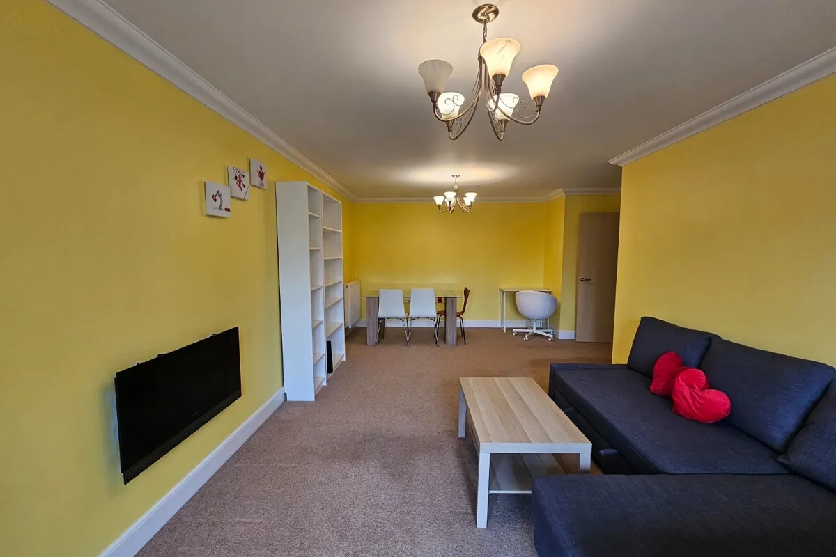 Flat Hulse Road in Southampton