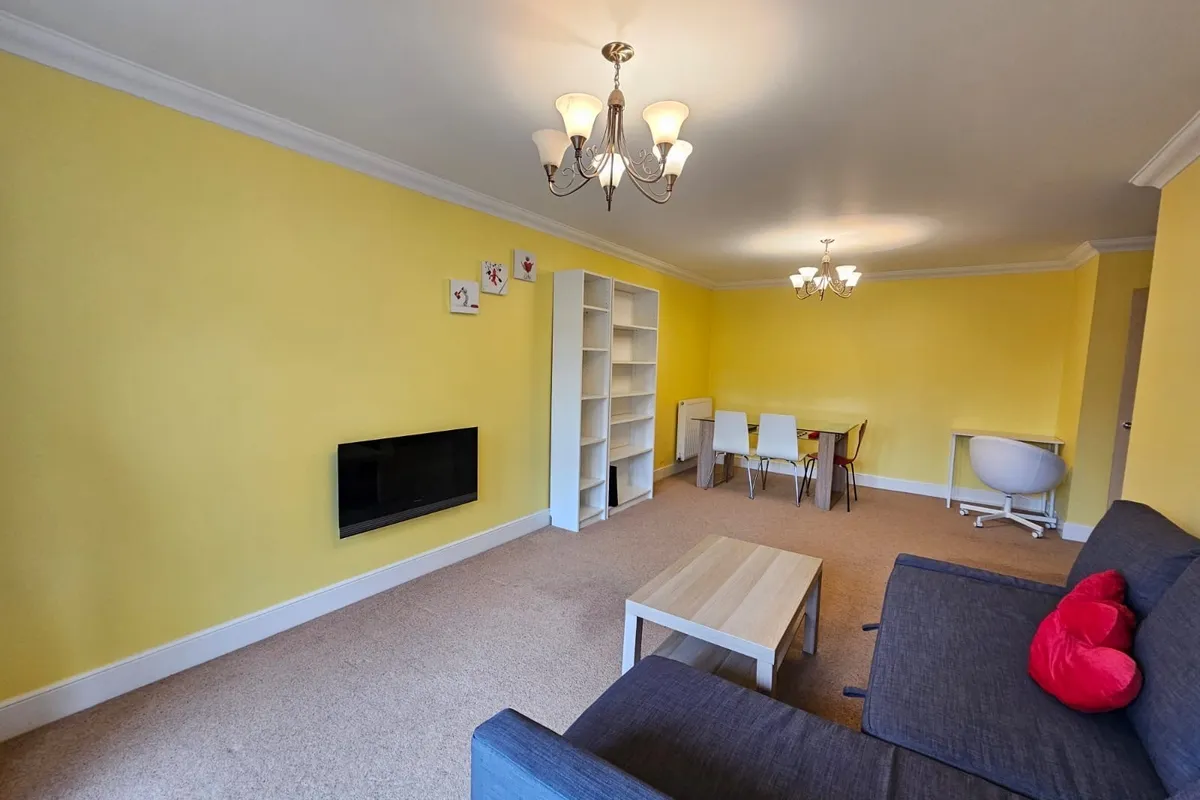 Flat Hulse Road in Southampton
