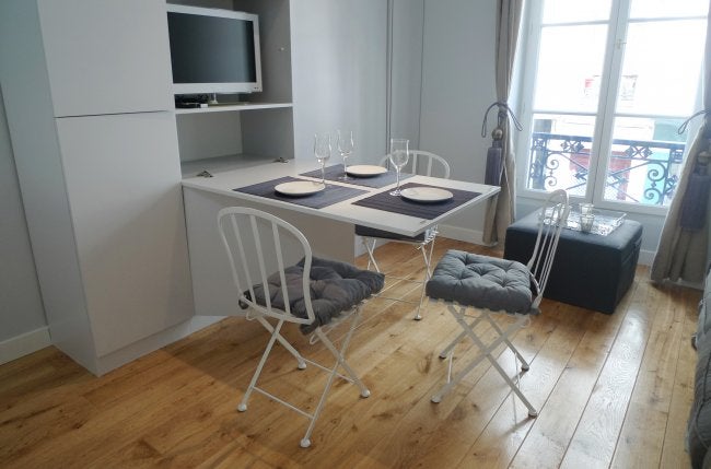 Appartement Rue Coustou à Paris