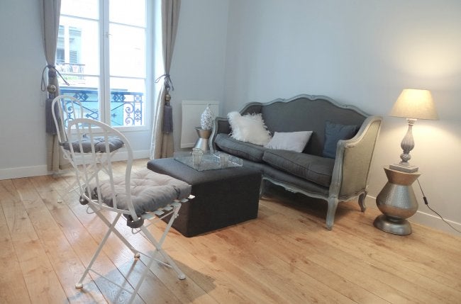 Appartement Rue Coustou à Paris