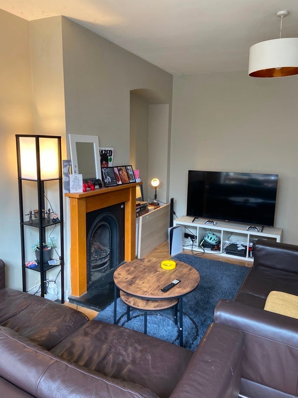 Room Sawley Road in Greater London