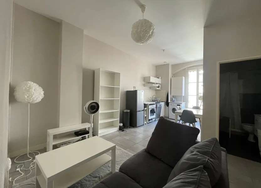 Flat Quai des Étroits in Lyon