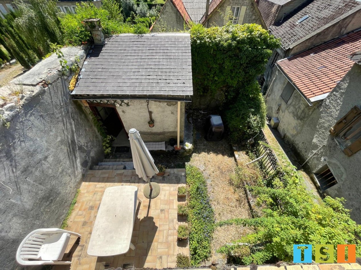 House Avenue du Général Gallieni in Saint-Béat-Lez