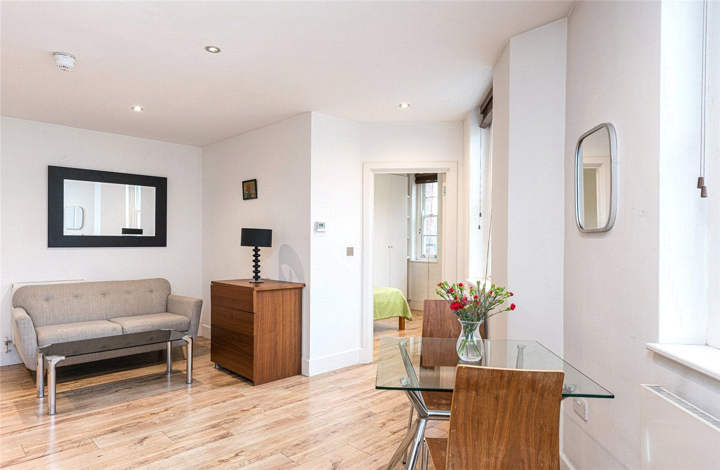 Flat Regency Street in City of Westminster