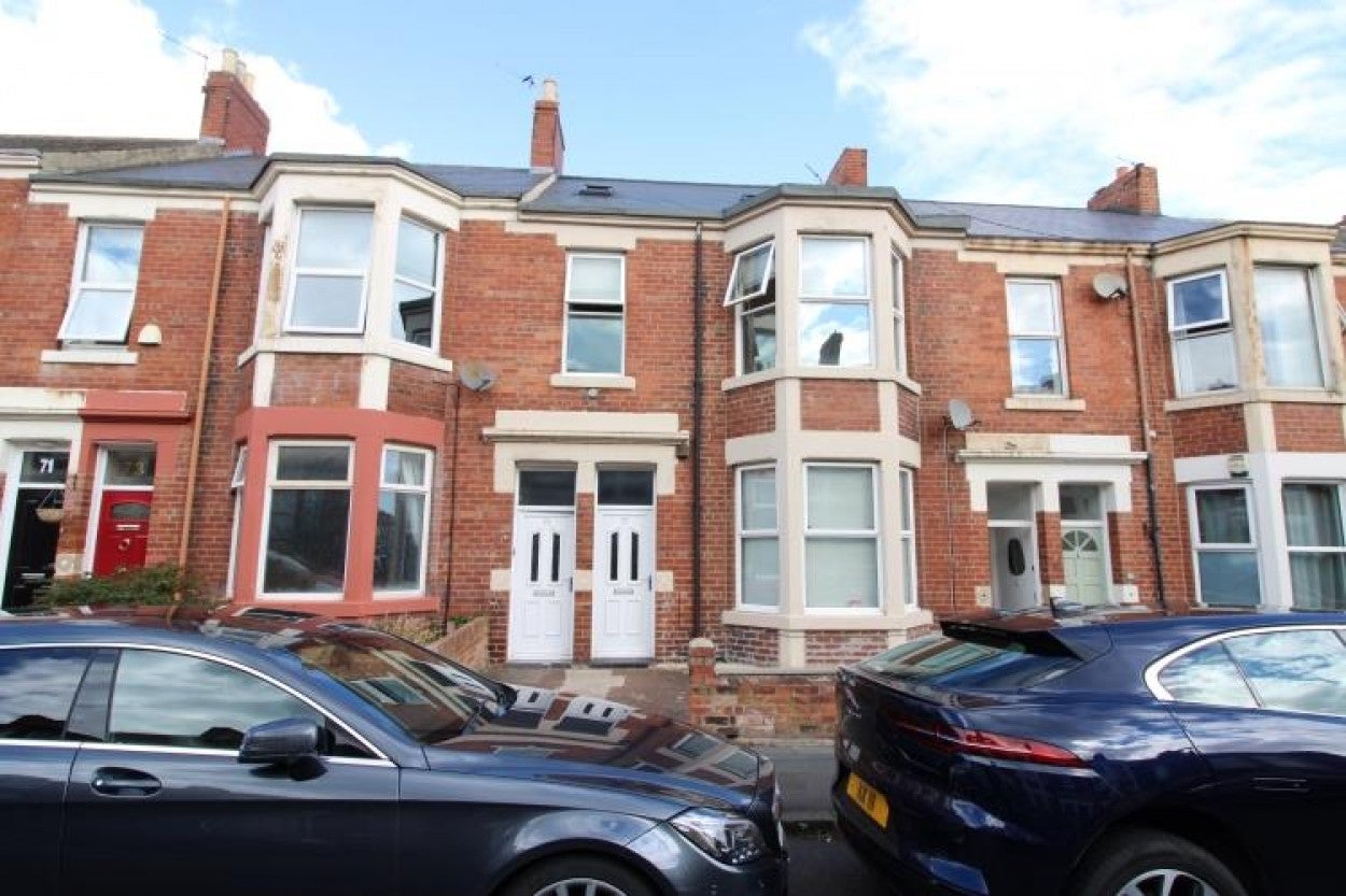 Flat Warton Terrace in Newcastle upon Tyne