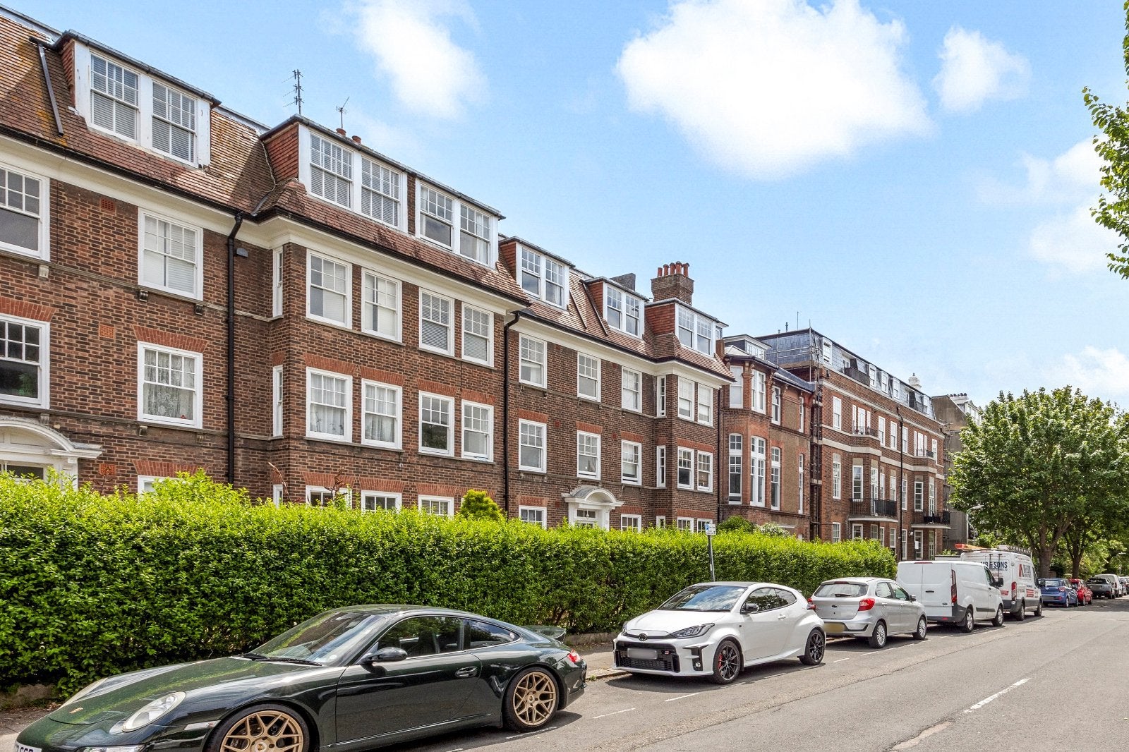 Flat Lansdowne Road in Hove
