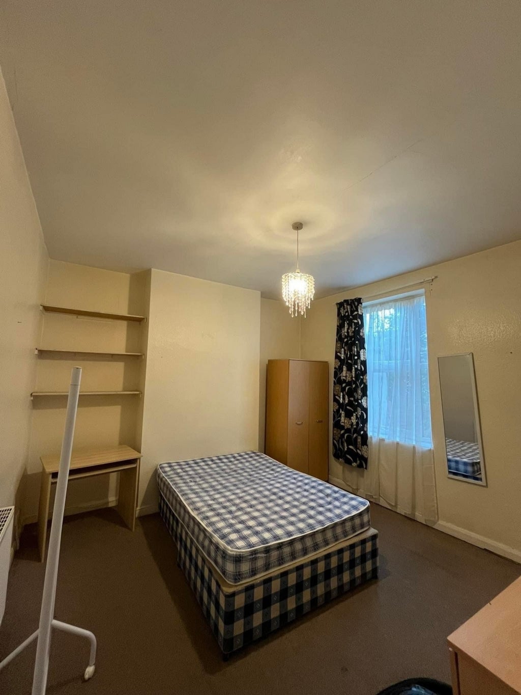 Room Portland Road in Nottingham