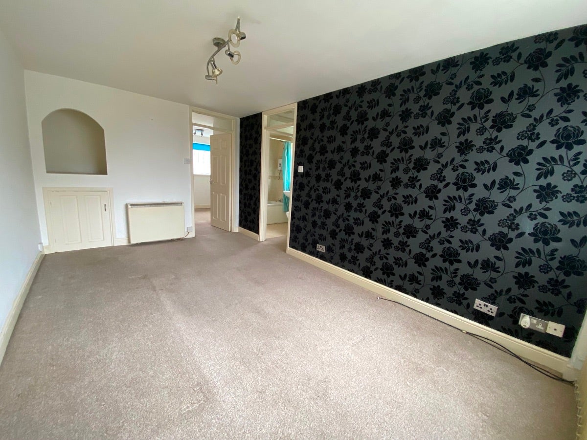 Flat Ellington Close in Newcastle upon Tyne