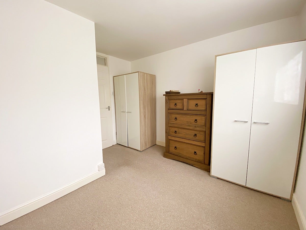Flat Ellington Close in Newcastle upon Tyne