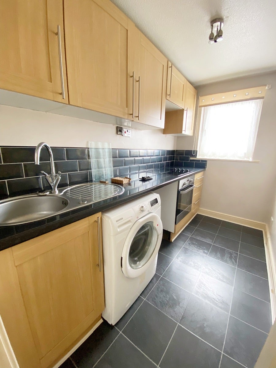 Flat Ellington Close in Newcastle upon Tyne