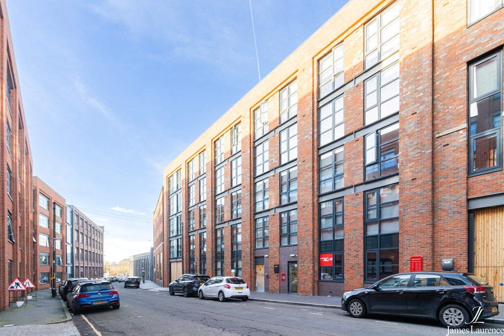 Flat Pope Street in Birmingham
