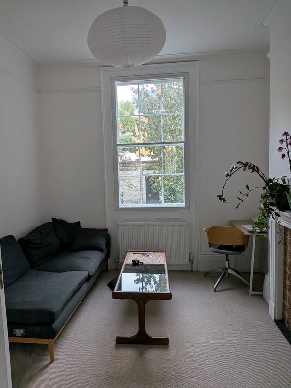 Room Trinity Church Square in Greater London