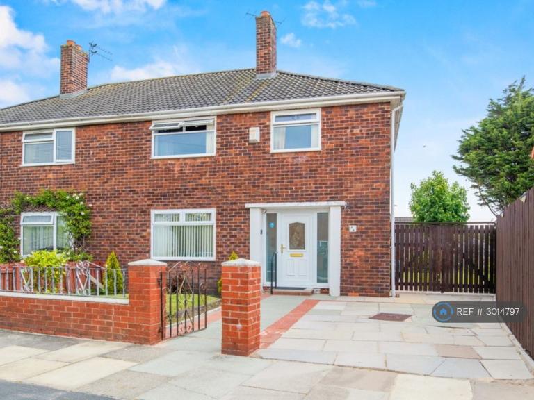 House Hereford Drive in Litherland