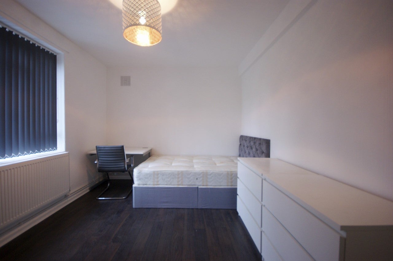 House Brecknock Road in Greater London