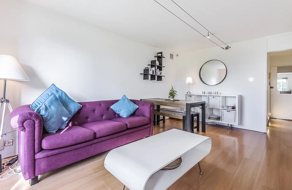 Flat Overbury Avenue in Greater London