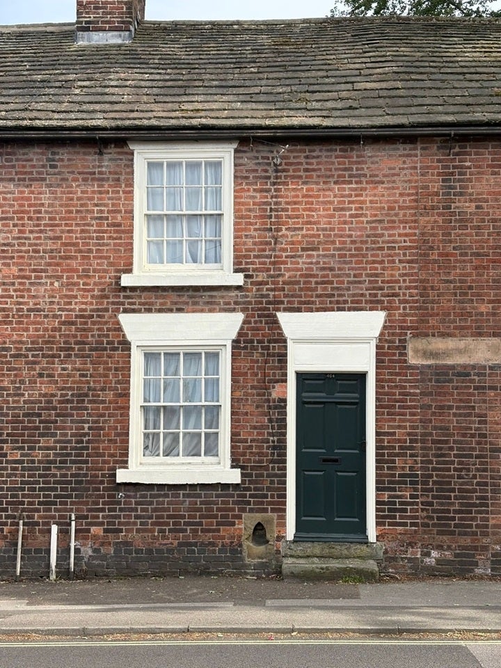 House Chatsworth Road in Chesterfield