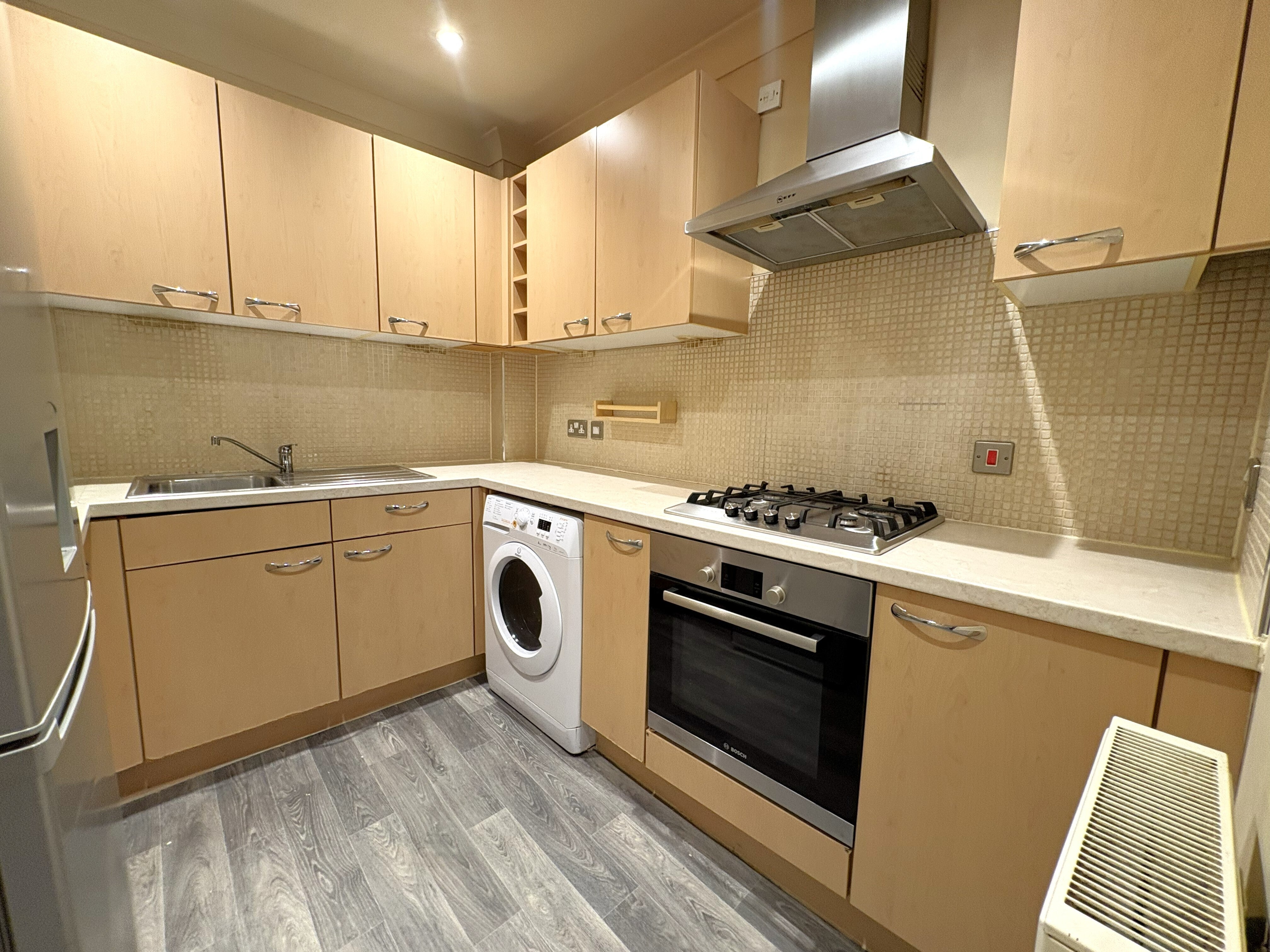 Flat Magdalen Street in Exeter