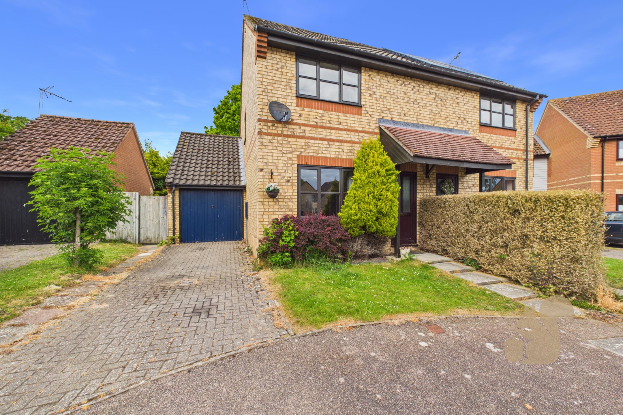House Glebe Way in Mid Suffolk