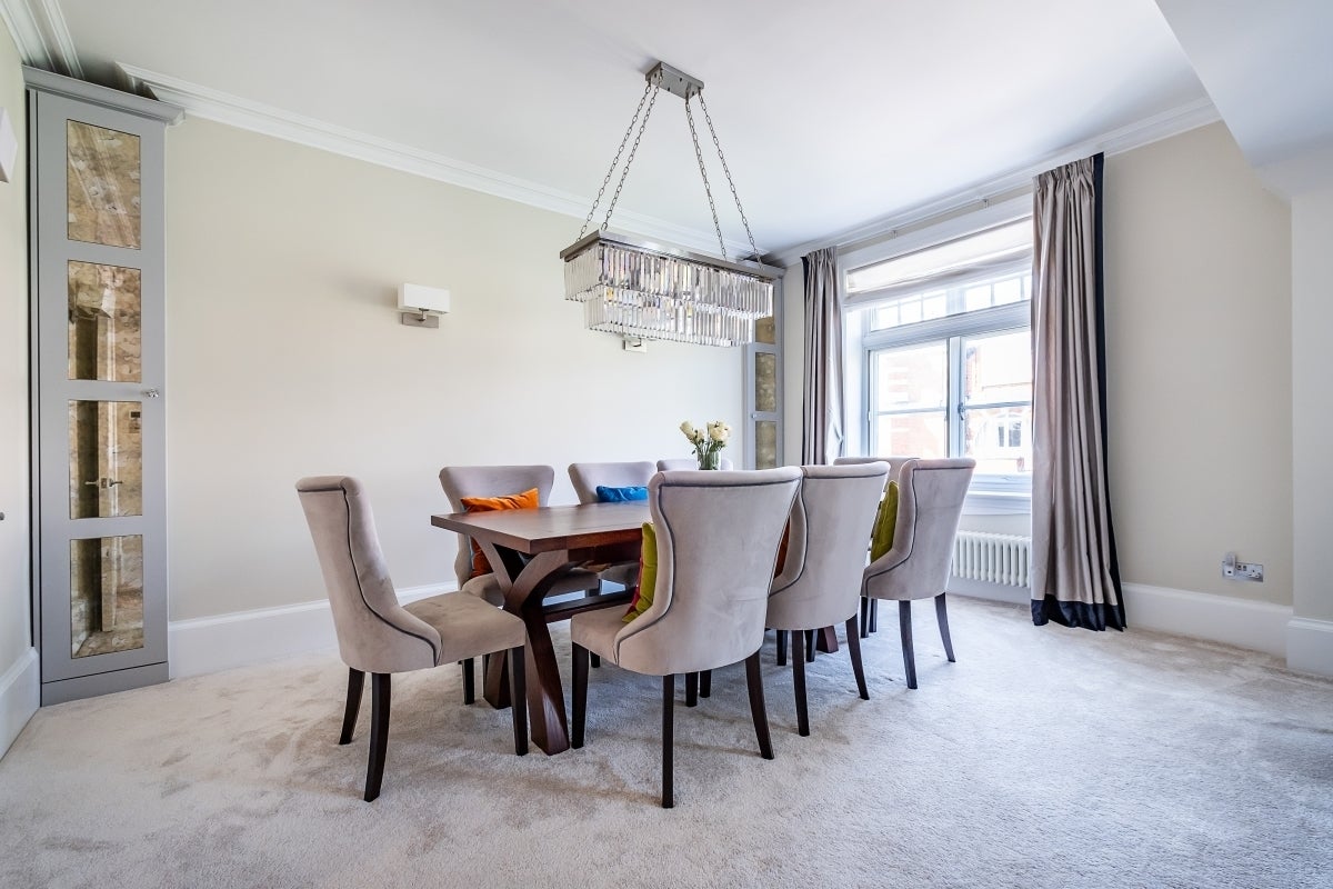 Flat Abingdon Villas in Greater London