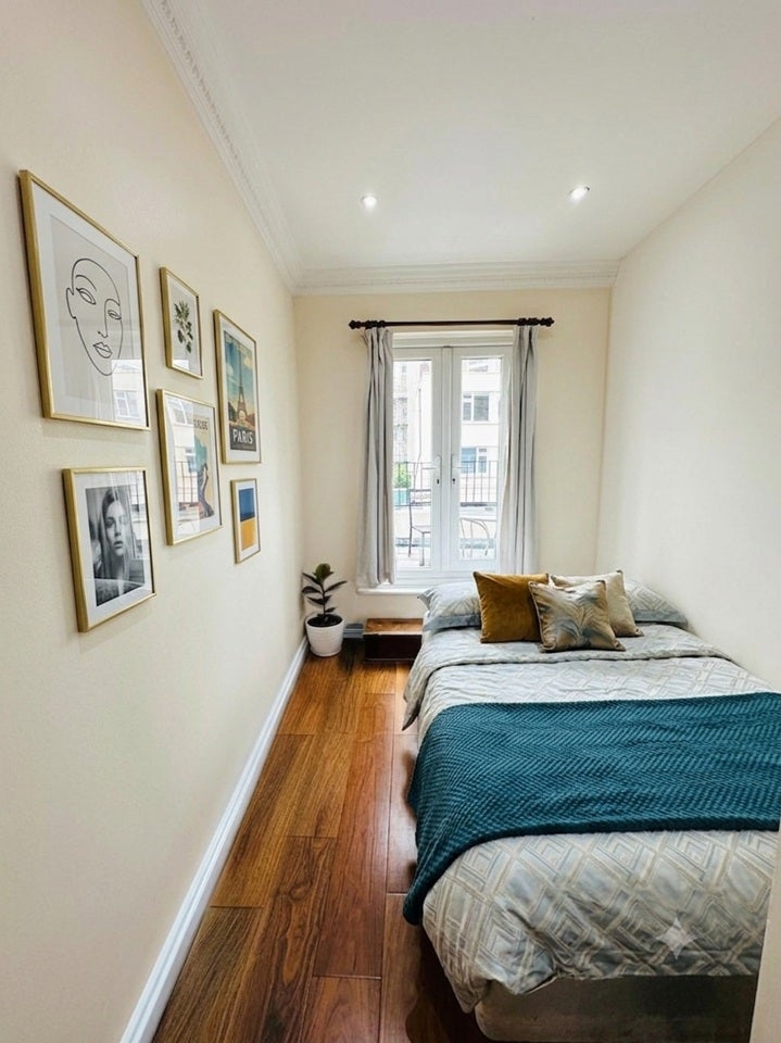 Room Stockwell Road in Greater London