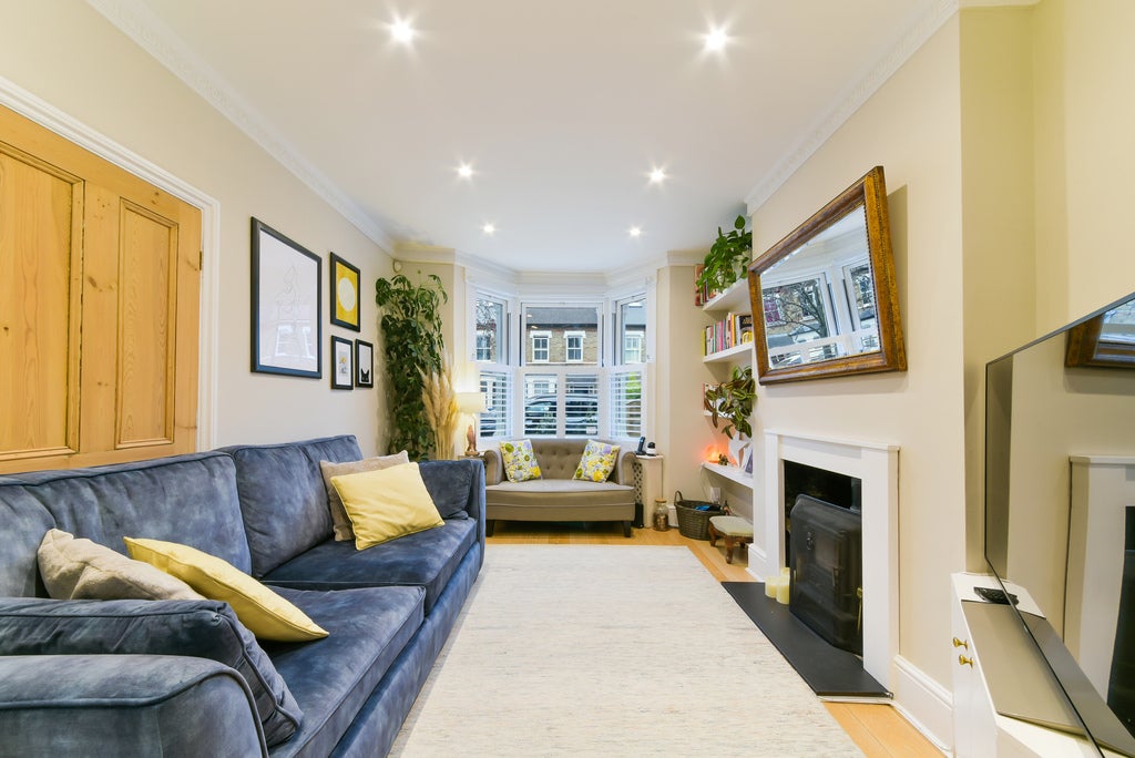 House Hardy Road in Greater London