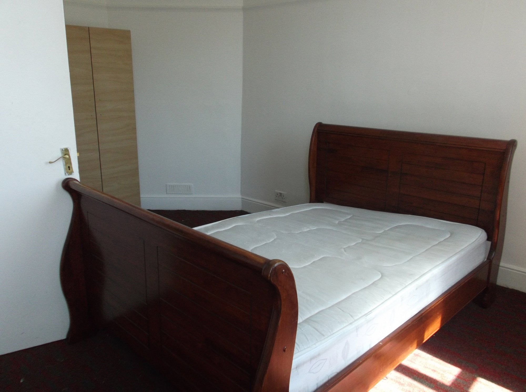 Flat Jackman Mews in Greater London