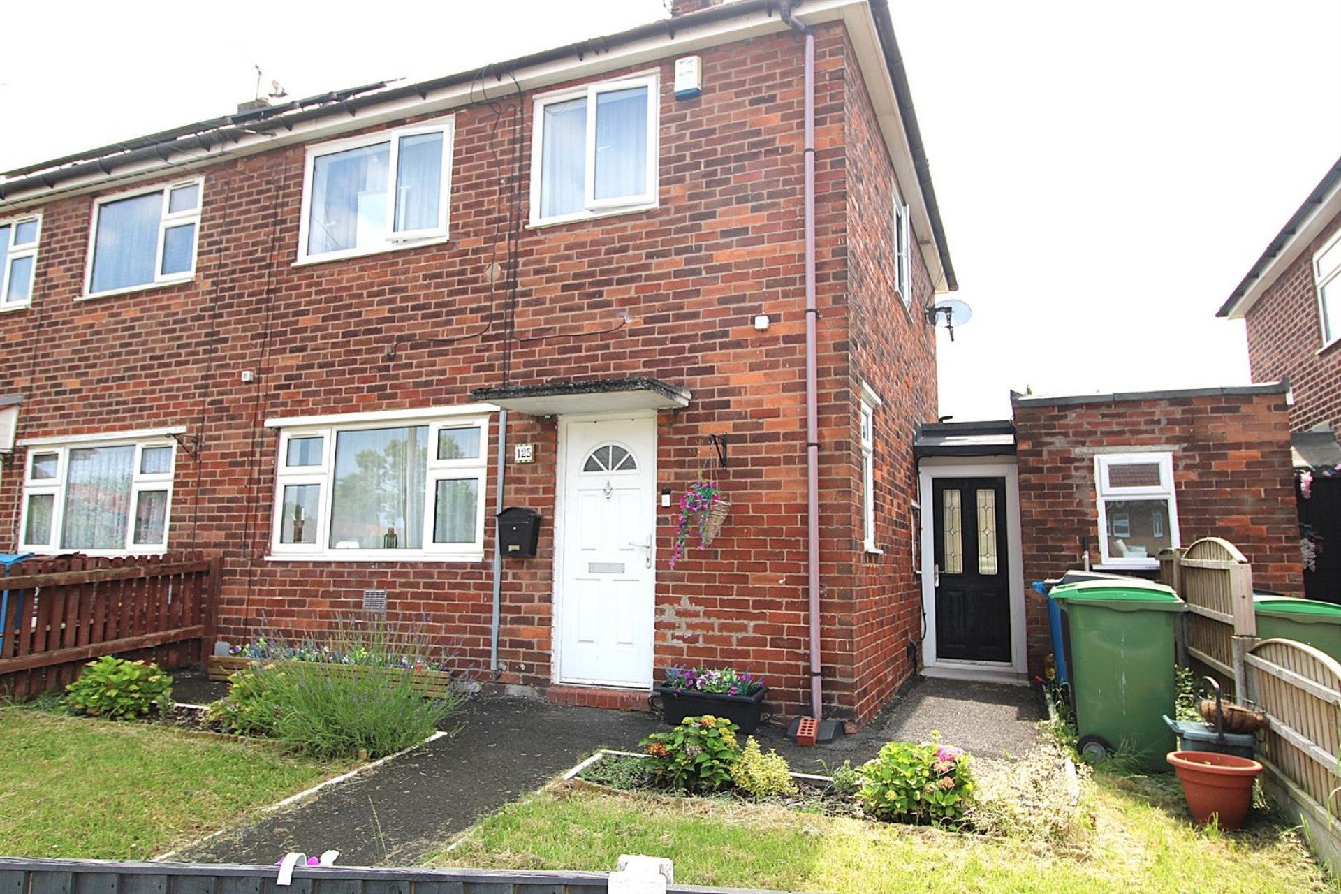 House Marlborough Drive in Failsworth