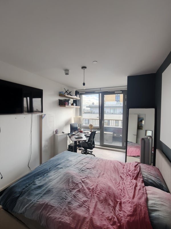 Room Palmers Road in Greater London
