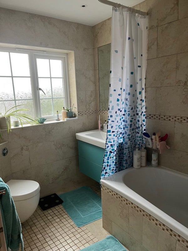 Room Ridgeway Crescent in Greater London