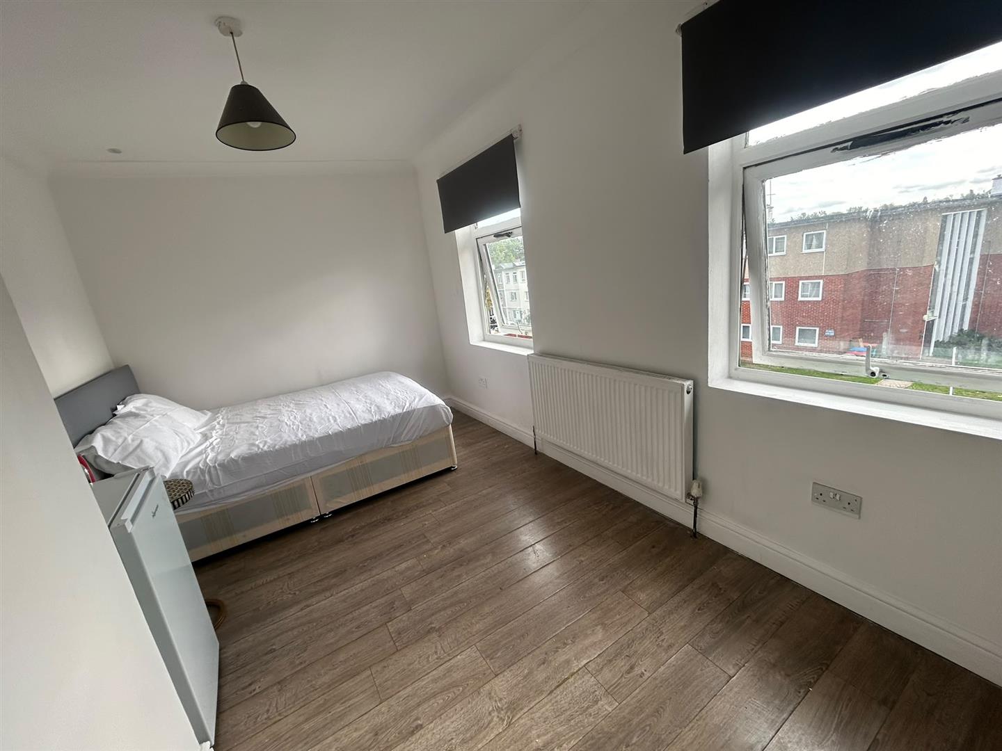 Room Long Riding in Basildon