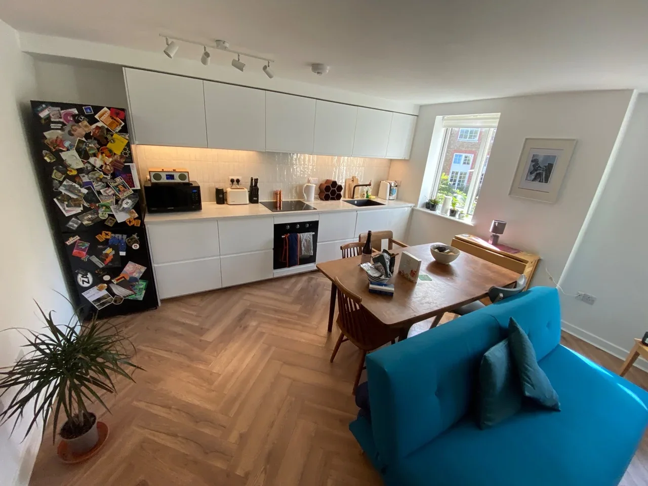 Flat Enfield Road in Greater London