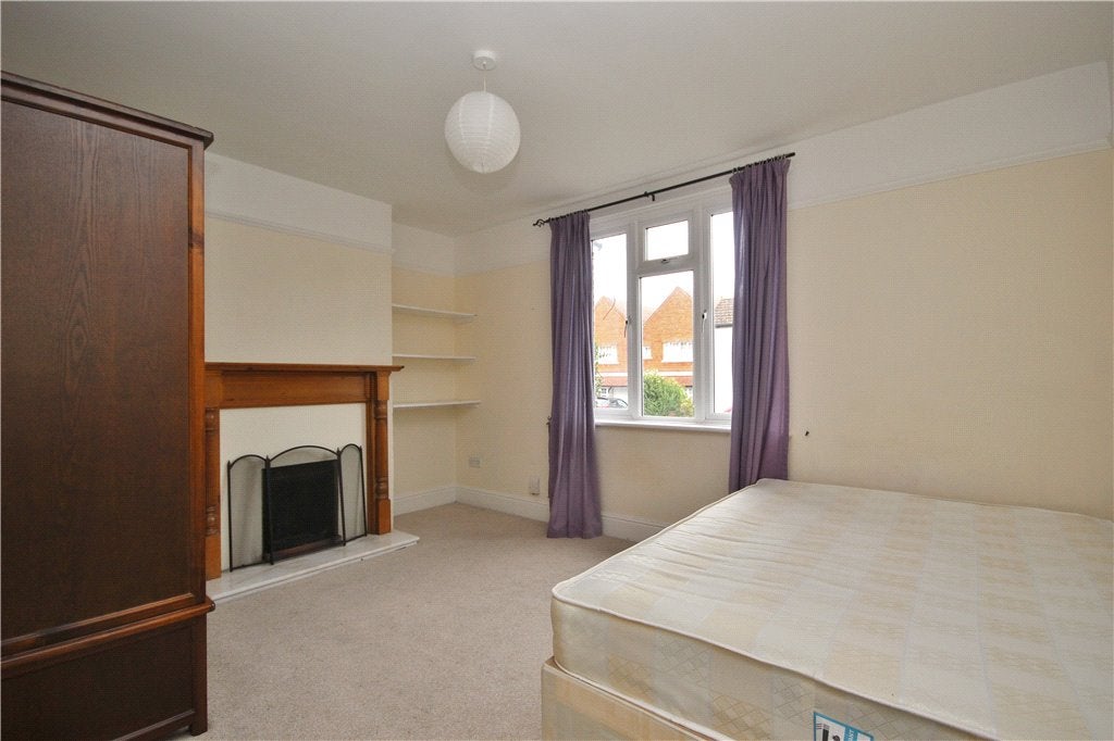 Flat Barrack Road in Guildford