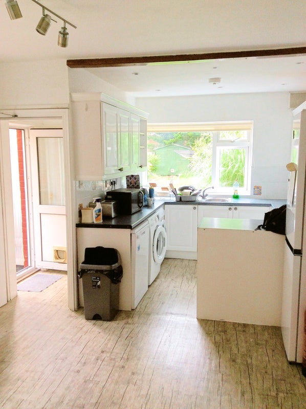Room Evelyn Road in Bournemouth