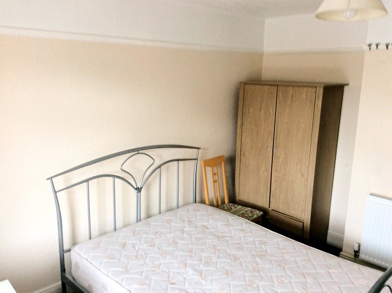 Room Evelyn Road in Bournemouth