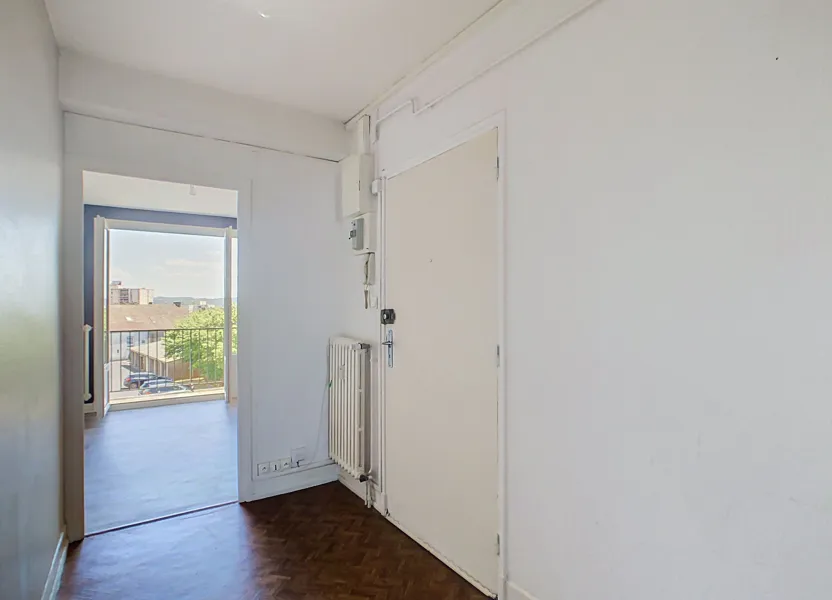 Flat Boulevard de Lescudilliers in Aurillac