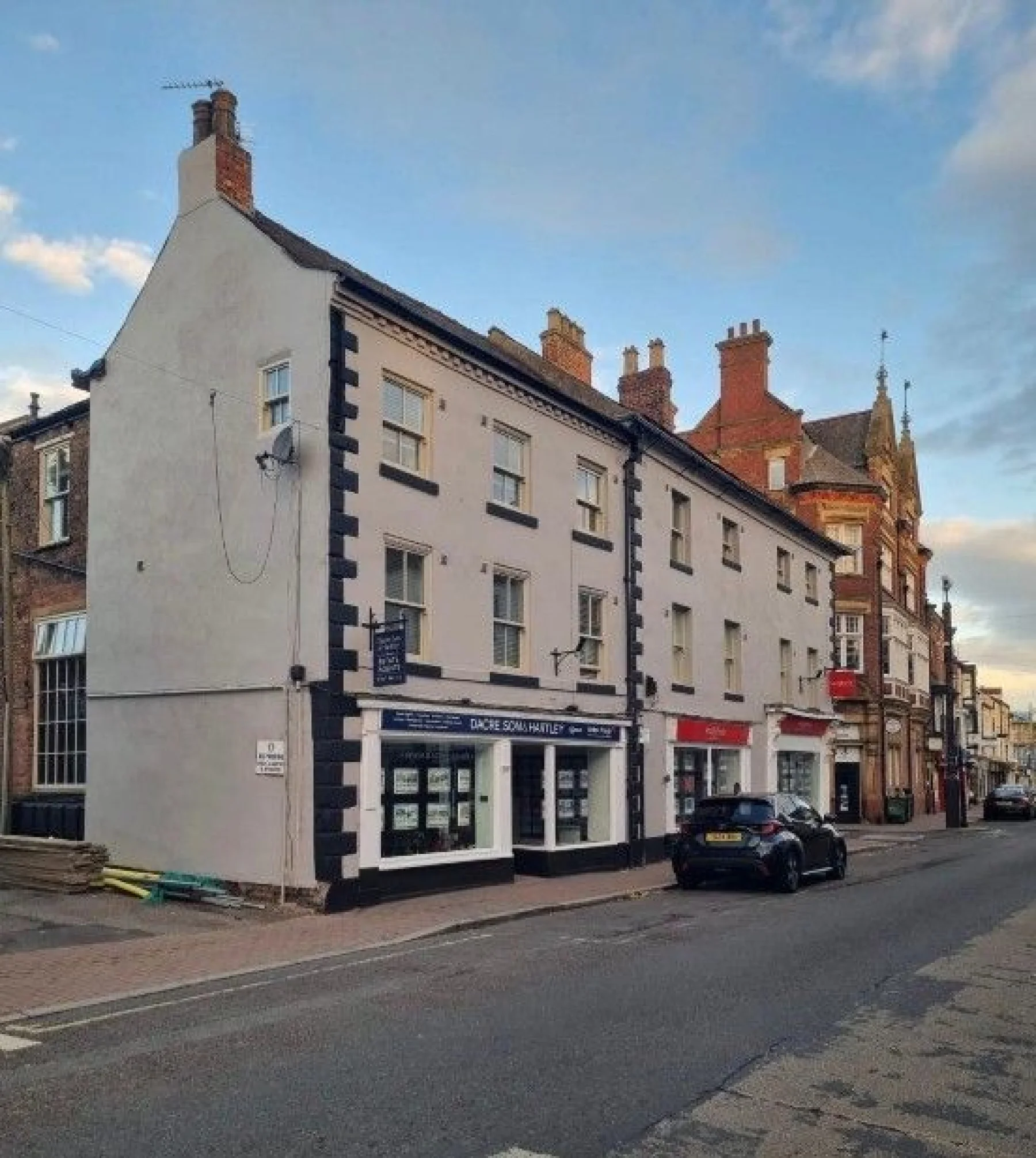 Flat High Street in Knaresborough