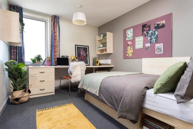 Room Inner Ring Road in Leeds