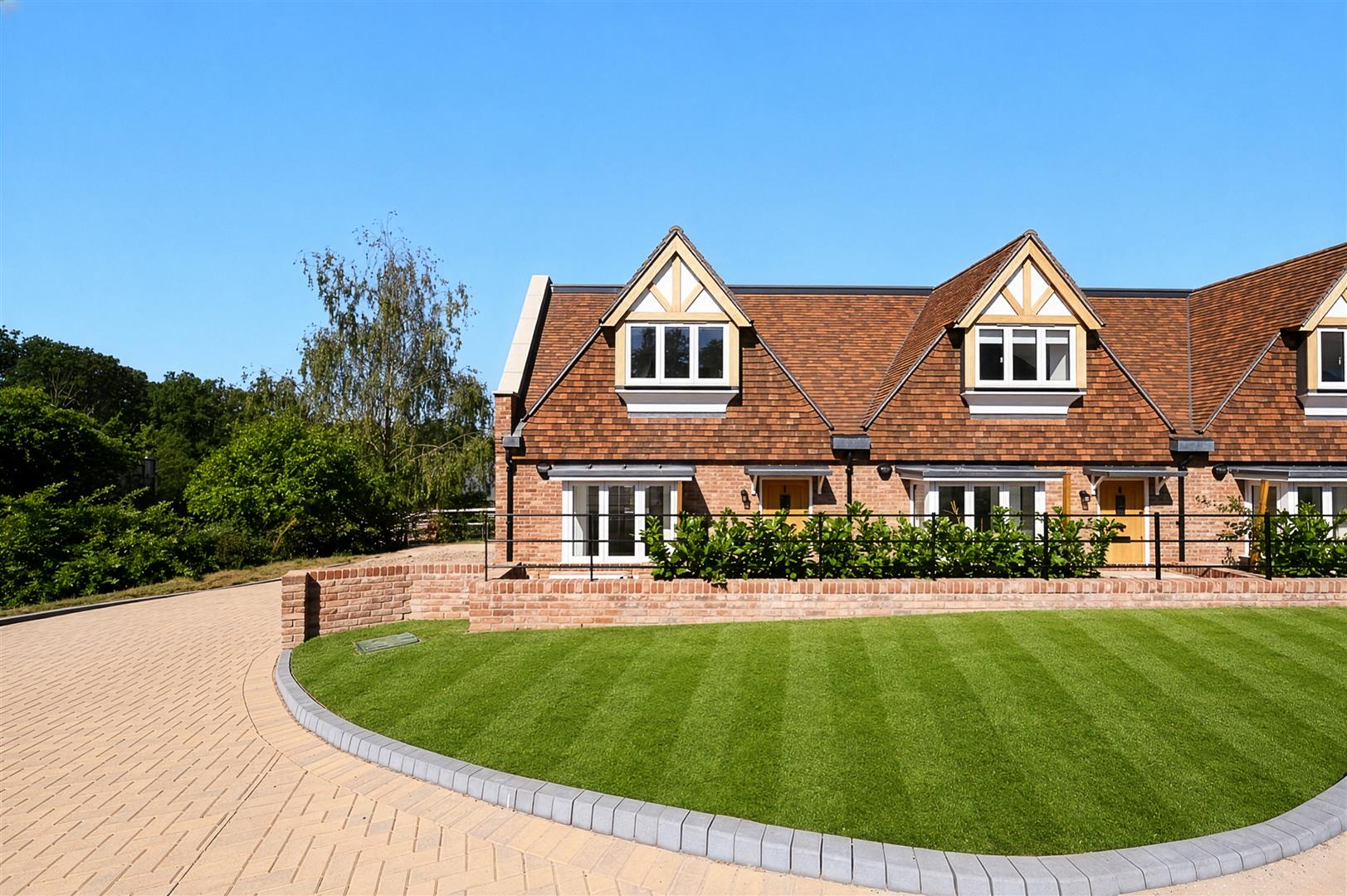 House Ashford Road in Ashford