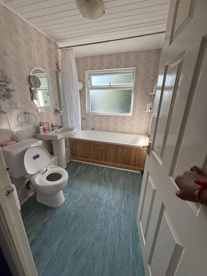 Room Tebbit Close in Bracknell