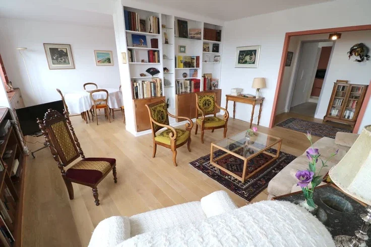 Appartement Rue Rébeval à Paris