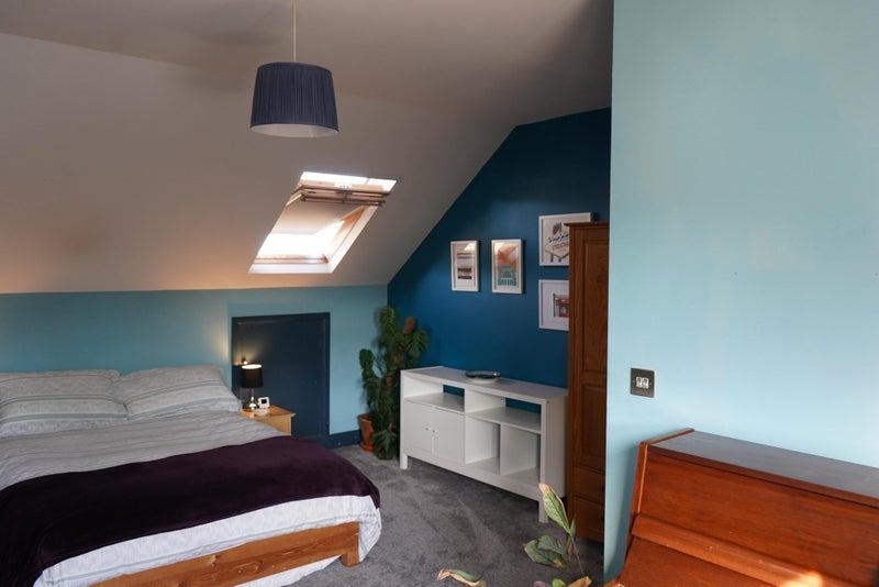 Room Hitherfield Road in Greater London