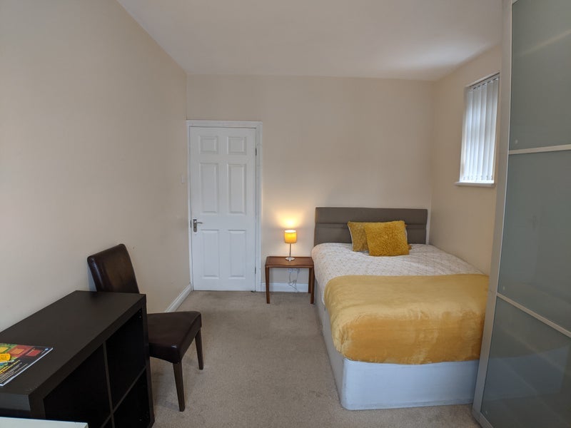Room Claxton Grove in Greater London