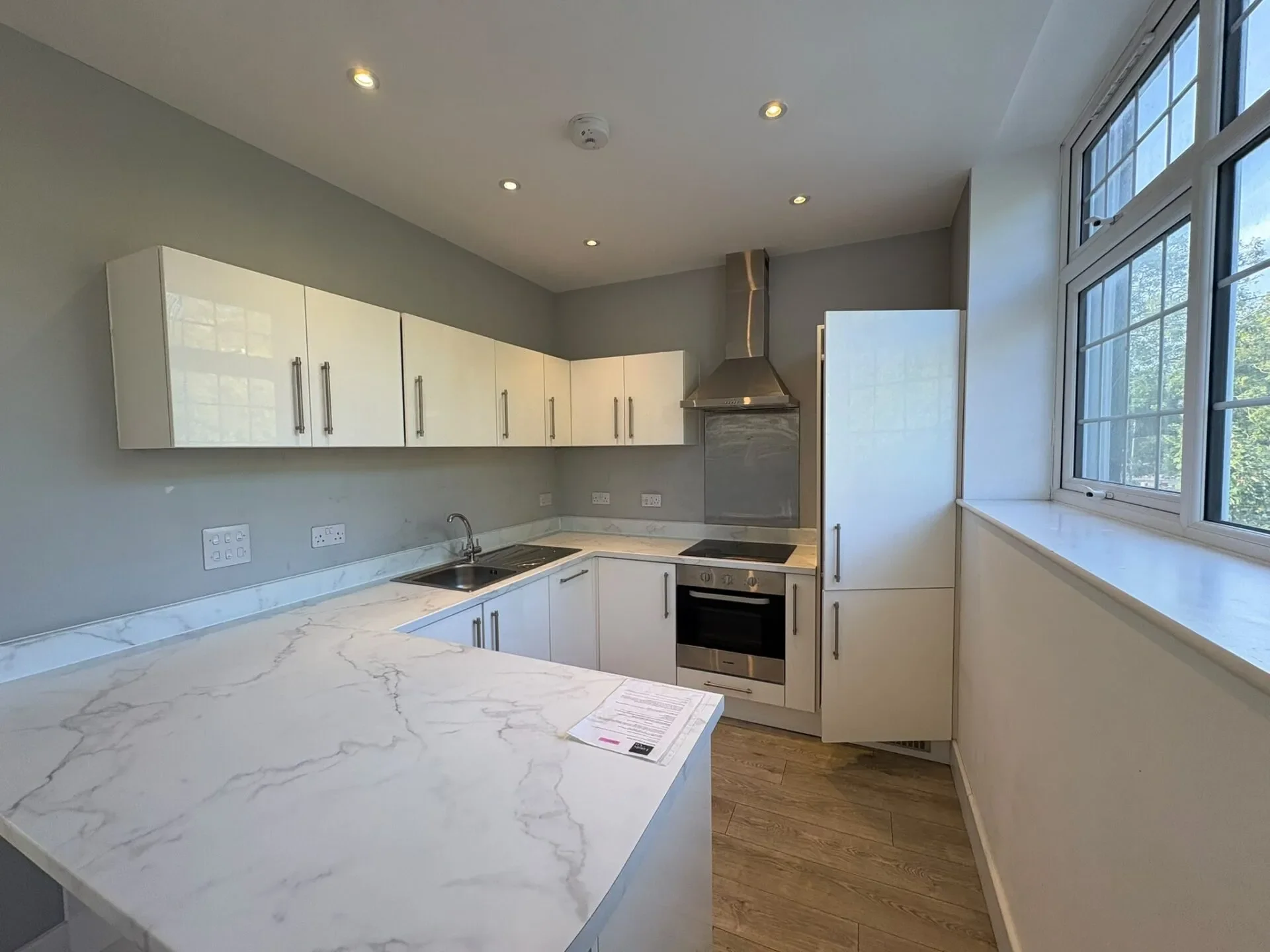 Flat Barker Road in Maidstone