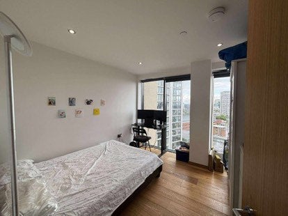 Room Newington Causeway in Greater London