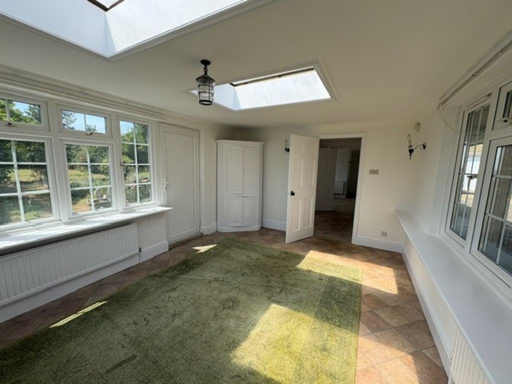 House Sixteen Foot Bank in Fenland District
